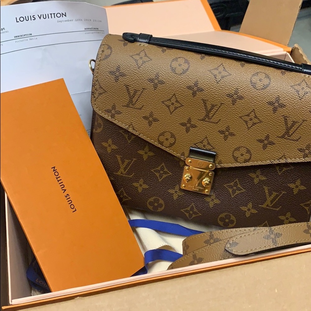 🎈 SOLD 🎈 2019 Louis Vuitton Pochette Métis